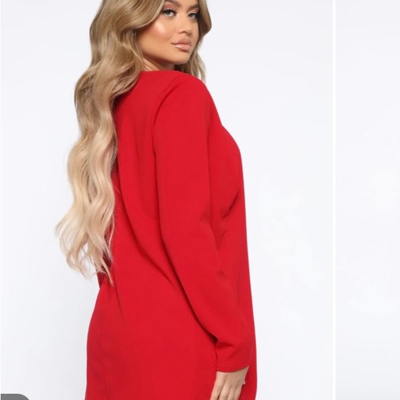 Red blazer set - Picture 3 of 4